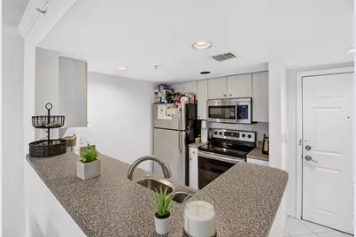 1801 N Flagler Drive #727, West Palm Beach, FL 33407 - Photo 10
