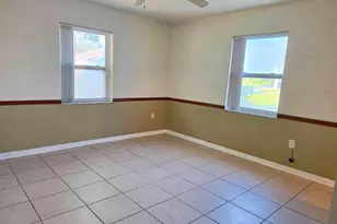 34 SW Highland Dr SW, Vero Beach, FL 32962 - Photo 8