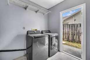 8411 SW 57th St, Davie, FL 33328 - Photo 34