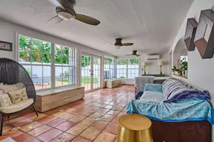 683 SW 2nd St, Boca Raton, FL 33486 - Photo 34
