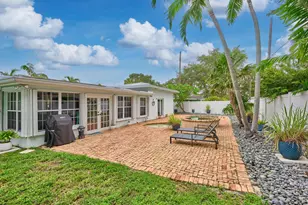 683 SW 2nd St, Boca Raton, FL 33486 - Photo 12