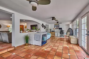 683 SW 2nd St, Boca Raton, FL 33486 - Photo 36
