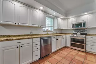 683 SW 2nd St, Boca Raton, FL 33486 - Photo 30