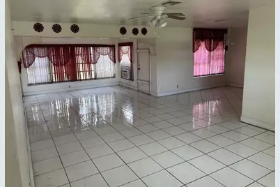 773 W Dayton Circle, Fort Lauderdale, FL 33312 - Photo 2