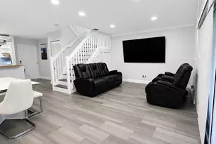 754 NW 208th Dr, Pembroke Pines, FL 33029 - Photo 6
