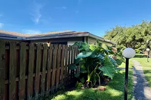 1834 My Pl Ln, West Palm Beach, FL 33417 - Photo 2