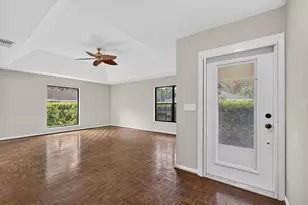 11354 Briarwood Pl, North Palm Beach, FL 33408 - Photo 6