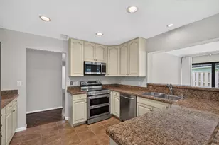 11354 Briarwood Pl, North Palm Beach, FL 33408 - Photo 14