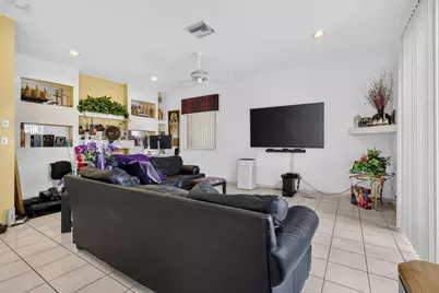 7781 Hanahan Place, Greenacres, FL 33467 - Photo 10