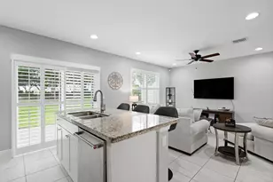 2721 NW Treviso Cir, Port Saint Lucie, FL 34986 - Photo 4