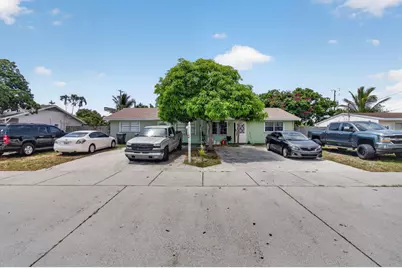 3088 Prince Drive, Lake Worth, FL 33461 - Photo 2