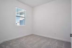381 SE Crossoak Ln, Port Saint Lucie, FL 34984 - Photo 18