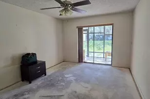 7843 Willow Spring Dr, Lake Worth, FL 33467 - Photo 4