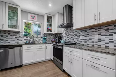 1560 NE 32nd Street, Oakland Park, FL 33334 - Photo 8