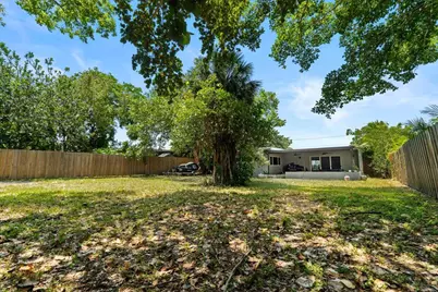 1560 NE 32nd Street, Oakland Park, FL 33334 - Photo 26