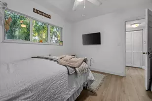 1560 NE 32nd St, Oakland Park, FL 33334 - Photo 20