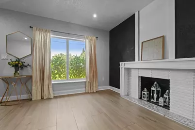 1560 NE 32nd Street, Oakland Park, FL 33334 - Photo 6