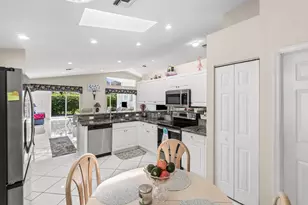 12185 Castle Pines Rd, Boynton Beach, FL 33437 - Photo 12