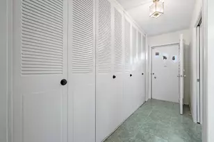 2638 Gately Dr E, West Palm Beach, FL 33415 - Photo 6