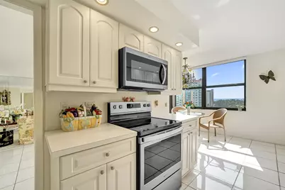 936 Intracoastal Drive #10E, Fort Lauderdale, FL 33304 - Photo 20
