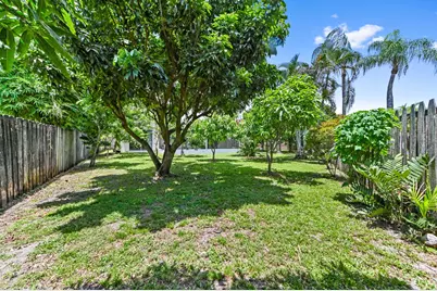 7570 Prescott Lane, Lake Worth, FL 33467 - Photo 38