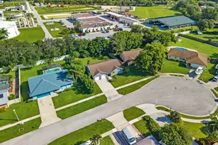 1171 Kinglet Terrace, Wellington, FL 33414 - Photo 4