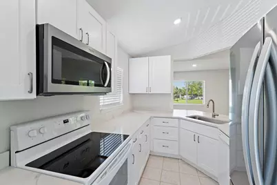 6531 Chasewood Drive #H, Jupiter, FL 33458 - Photo 12