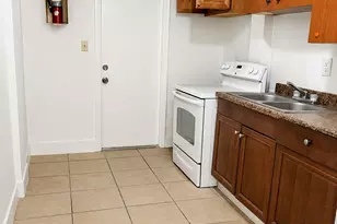715 NW 15th Terrace, Fort Lauderdale, FL 33311 - Photo 10