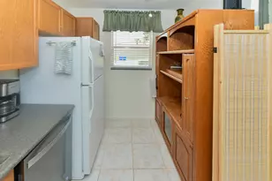 166 Lake Carol Dr, West Palm Beach, FL 33411 - Photo 4