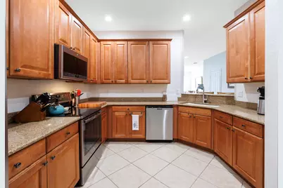 1560 SE Sheffield Terrace #102, Stuart, FL 34994 - Photo 4