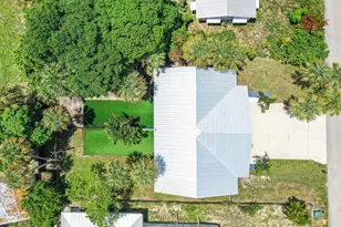 2132 NE Pelican Terrace, Jensen Beach, FL 34957 - Photo 14