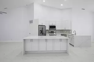 4521 Carlton Golf Dr, Lake Worth, FL 33449 - Photo 10
