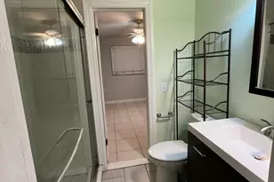 105 SE 15th St, Deerfield Beach, FL 33441 - Photo 2