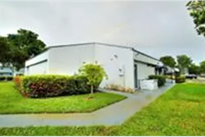 8401 Lagos De Campo Boulevard #306V, Tamarac, FL 33321 - Photo 16