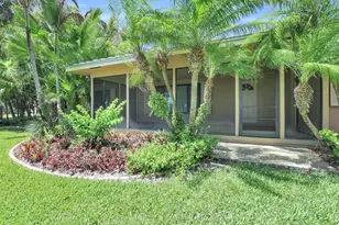 8609 S Indian River Dr, Fort Pierce, FL 34982 - Photo 2