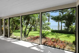 8609 S Indian River Dr, Fort Pierce, FL 34982 - Photo 8