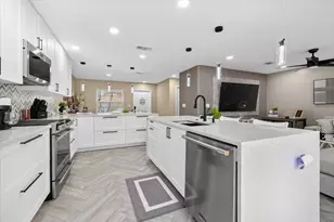 3367 Commodore Ct, West Palm Beach, FL 33411 - Photo 10