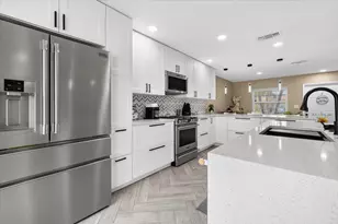 3367 Commodore Ct, West Palm Beach, FL 33411 - Photo 8