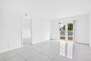 840 Pine Dr, Pompano Beach, FL 33060 - Photo 14