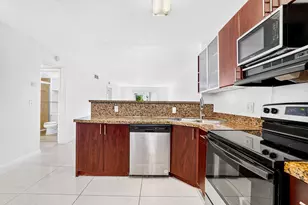 840 Pine Dr, Pompano Beach, FL 33060 - Photo 6