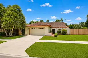 7407 Silver Woods Ct, Boca Raton, FL 33433 - Photo 2