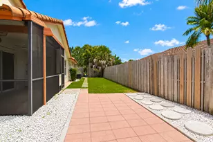 7407 Silver Woods Ct, Boca Raton, FL 33433 - Photo 30