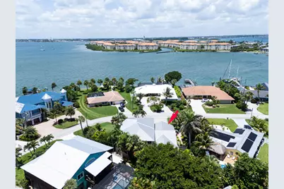 1606 Thumb Point Drive, Fort Pierce, FL 34949 - Photo 4