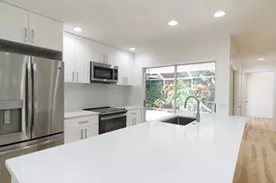 1202 Silverleaf Oak Ct, Palm Beach Gardens, FL 33410 - Photo 2