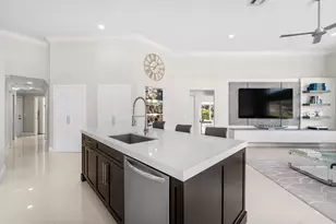 10287 NW 53rd Ct, Coral Springs, FL 33076 - Photo 10