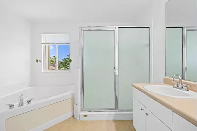 19389 SW 64th Street, Pembroke Pines, FL 33332 - Photo 24