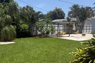 135 SE 5th Ave, Boynton Beach, FL 33435 - Photo 6