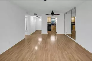 9355 SW 8th St, Boca Raton, FL 33428 - Photo 8
