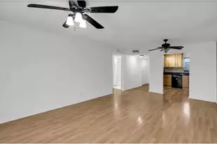9355 SW 8th St, Boca Raton, FL 33428 - Photo 18