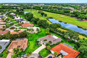 6928 Villas Dr W, Boca Raton, FL 33433 - Photo 2